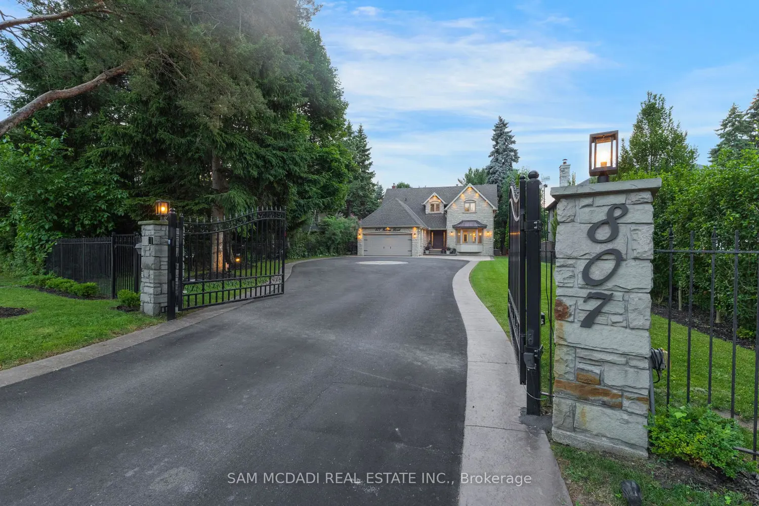 807 Indian Road