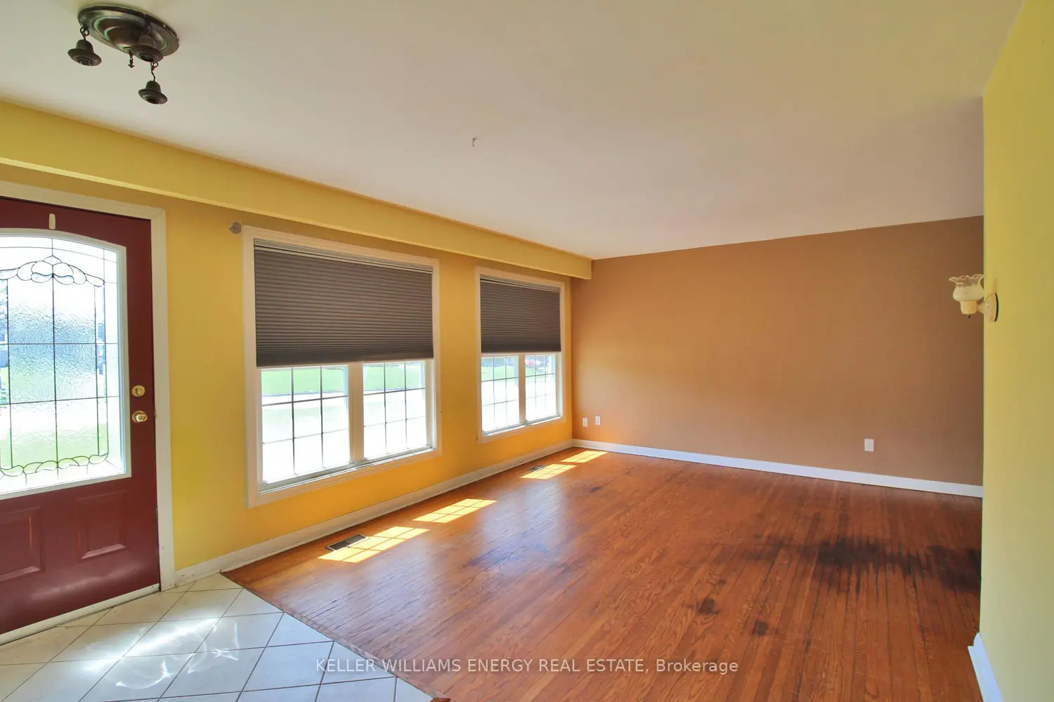 630 Buchan Avenue photo 2