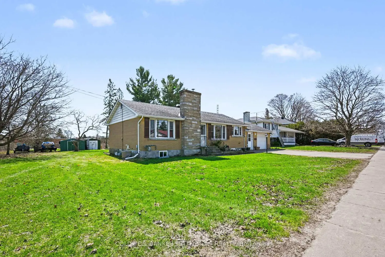 27 Broadview Avenue