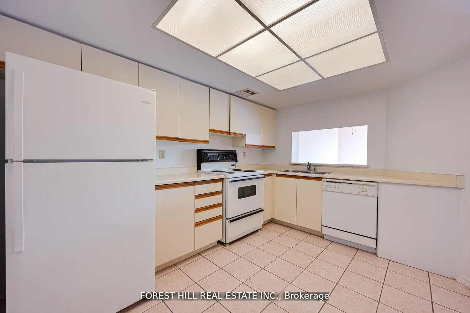 Additional image 6 of 7440 Bathurst Street 308