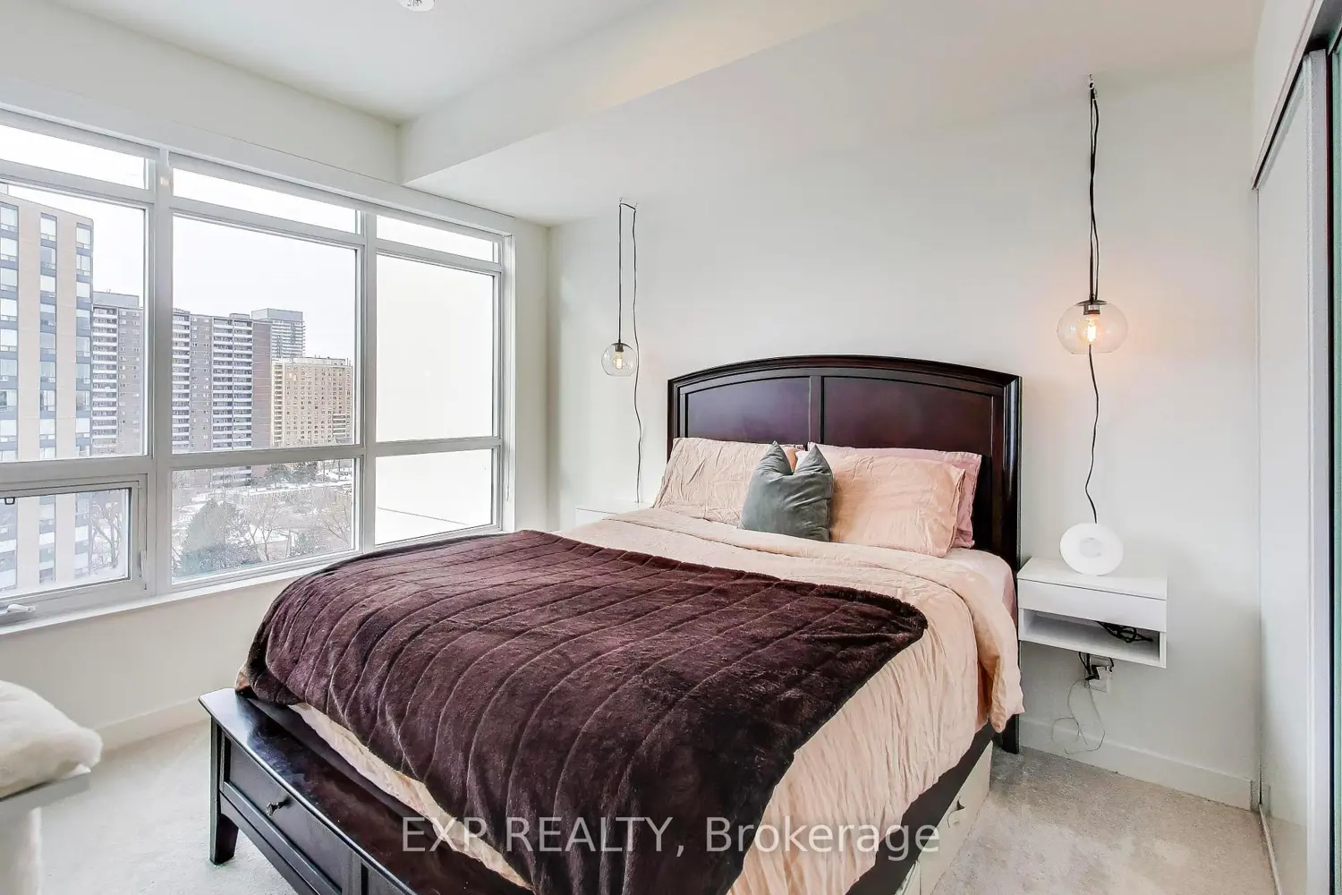Additional image 14 of 10 Wilby Crescent 1106