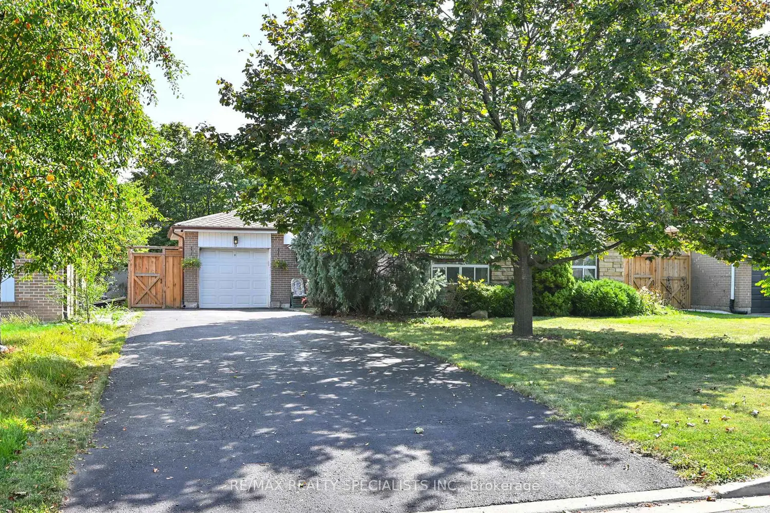8 Beechwood Crescent