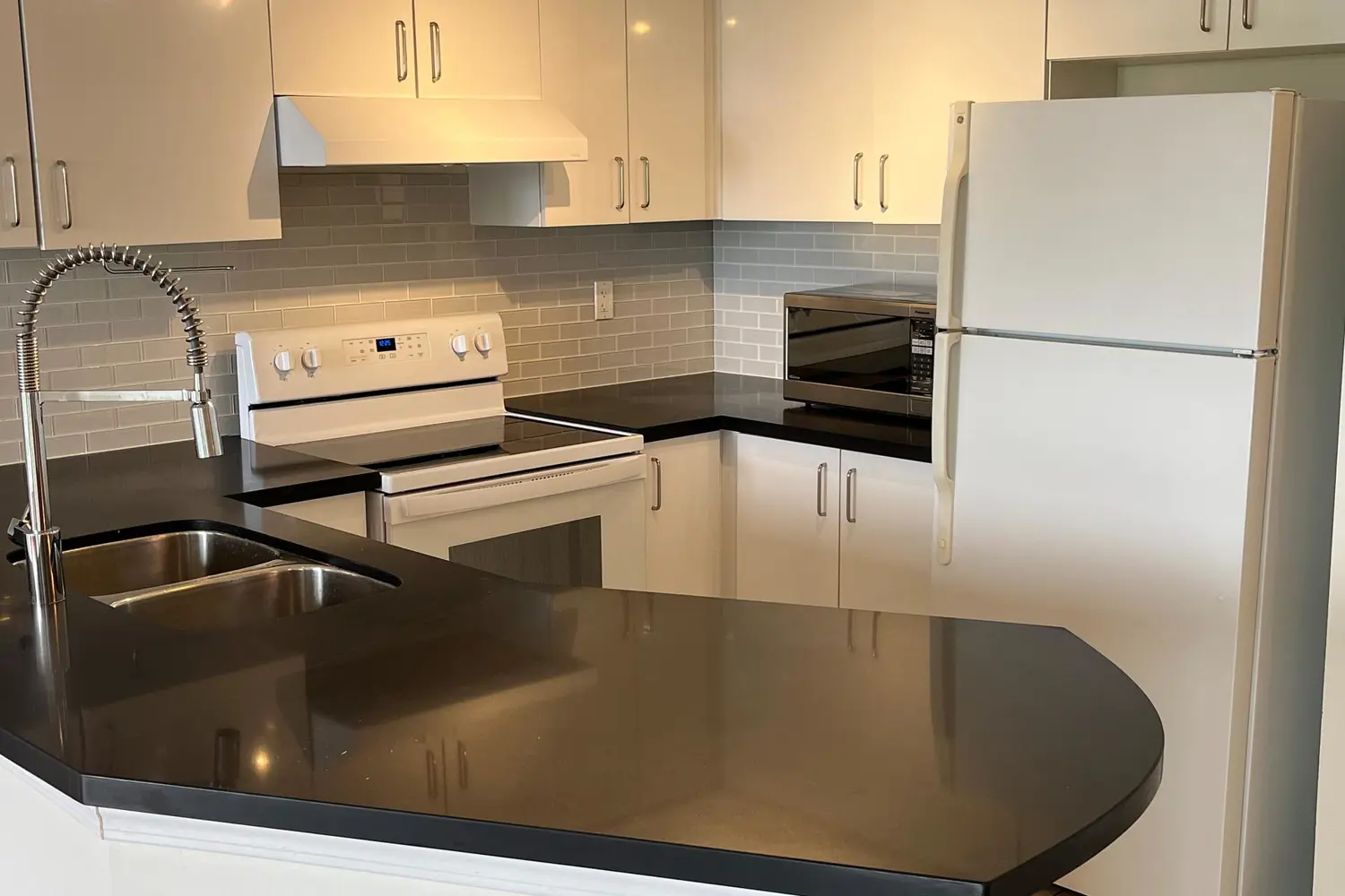 Additional image 14 of 935 Sheppard Avenue 603