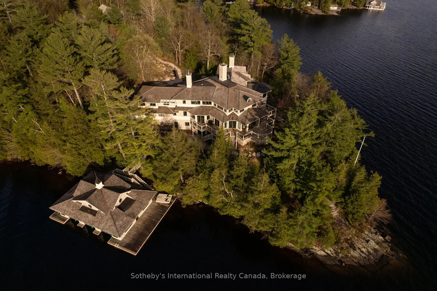 1250 Waldmere Road Point Cottage photo 4