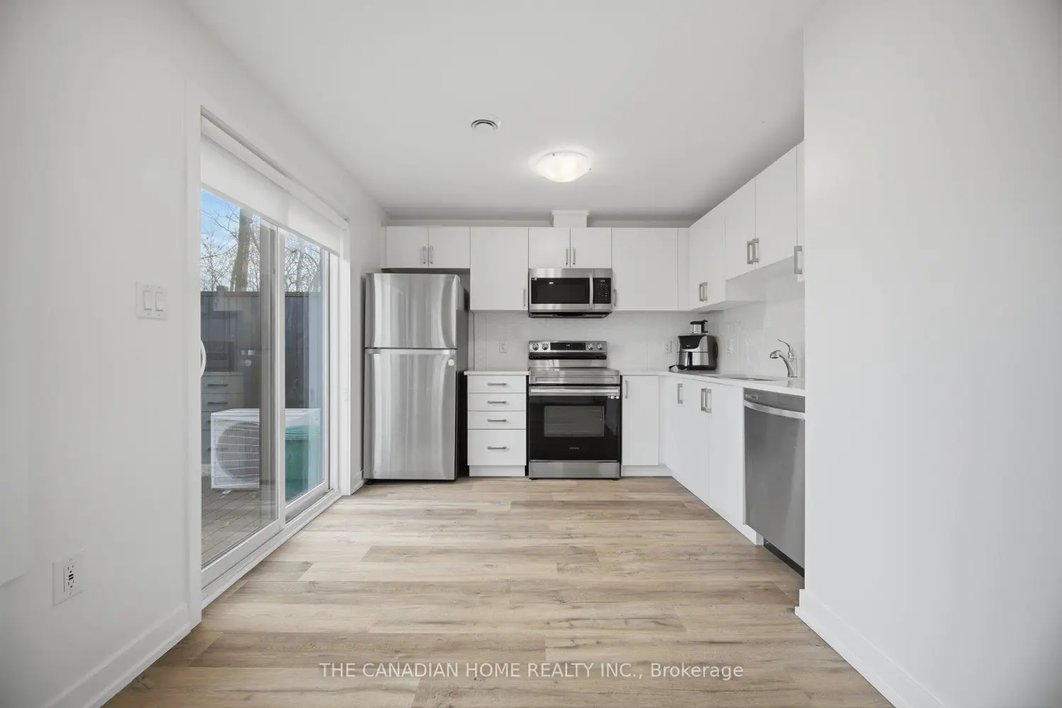 Additional image 7 of 4263 Fourth Avenue 321