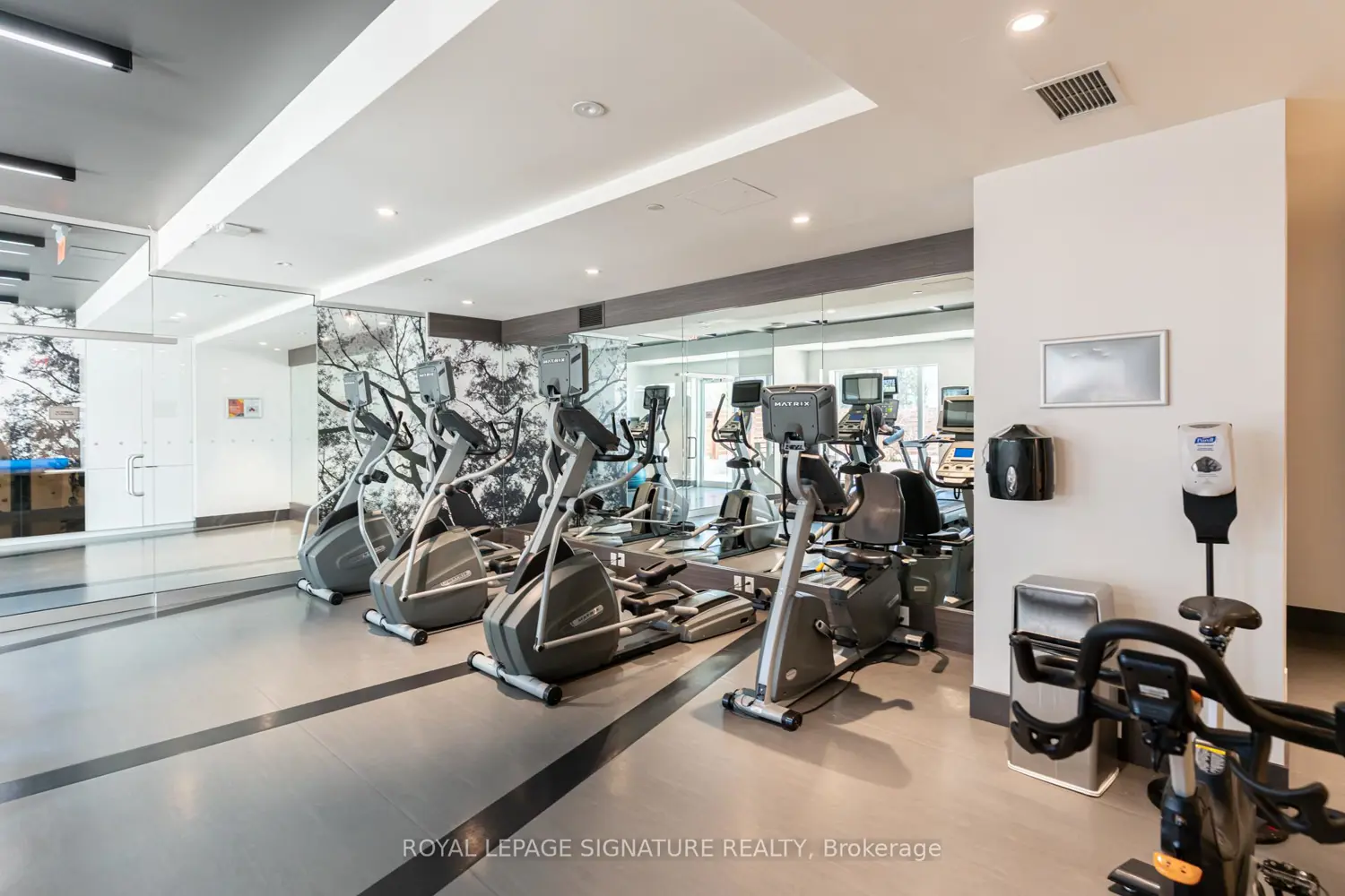 Additional image 8 of 1830 Bloor Street 836