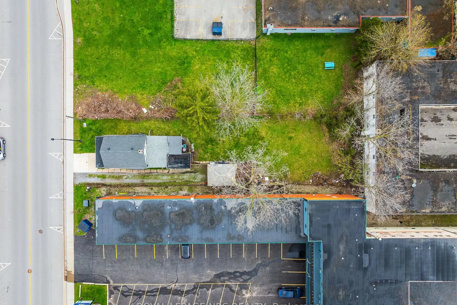 Additional image 5 of 5930 Fallsview Boulevard