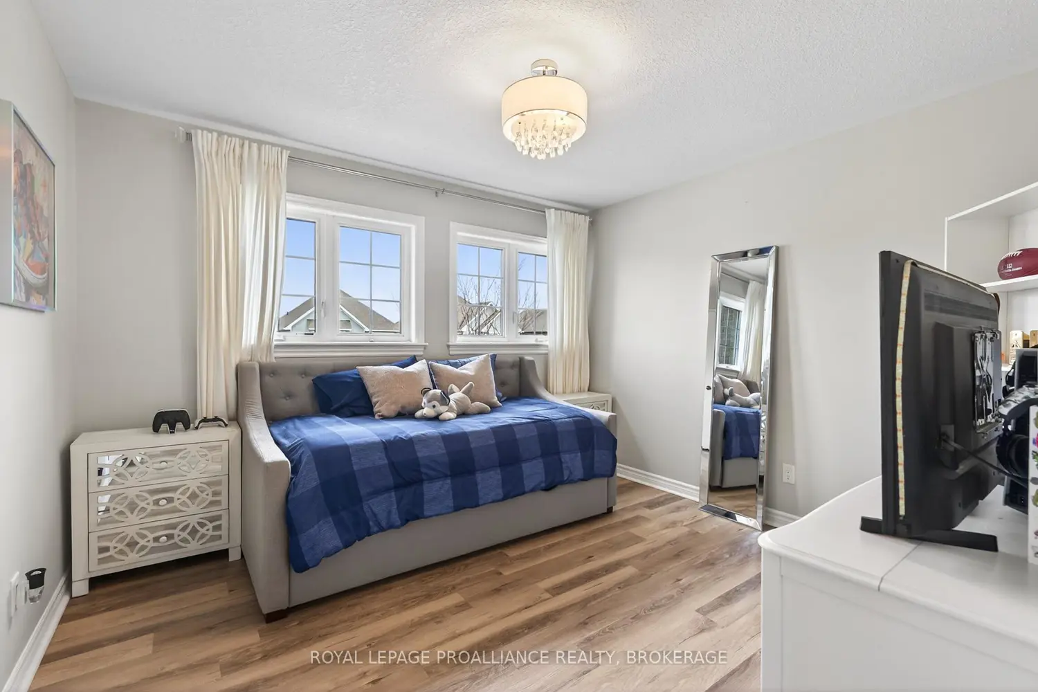 Additional image 9 of 1153 Escala Crescent