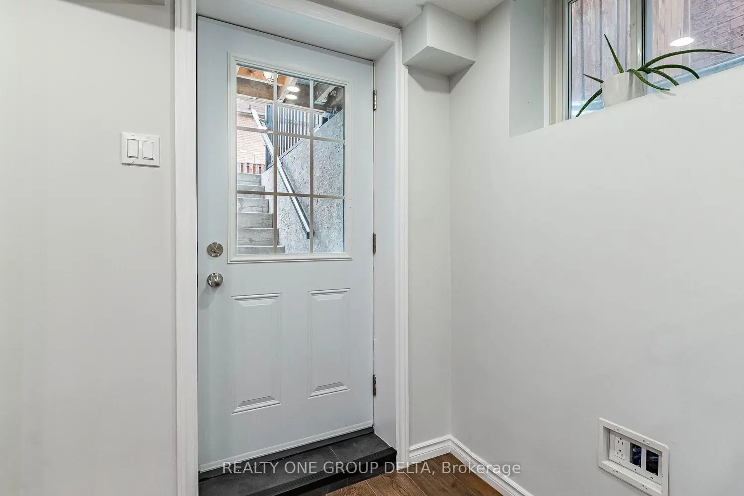 Additional image 13 of 5897 Churchill Meadows Boulevard