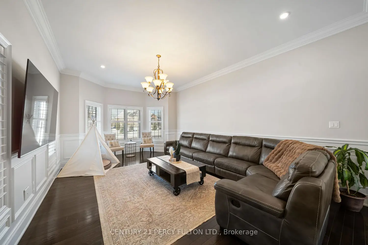 Additional image 9 of 5121 Tom Thomson Court