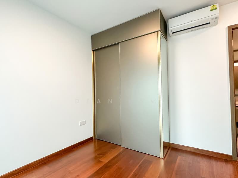 59 Normanton Park photo 2