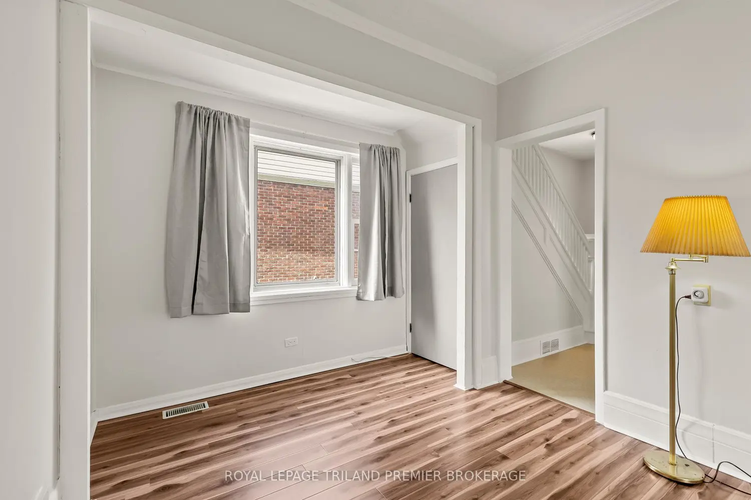 653 Princess Avenue photo 5