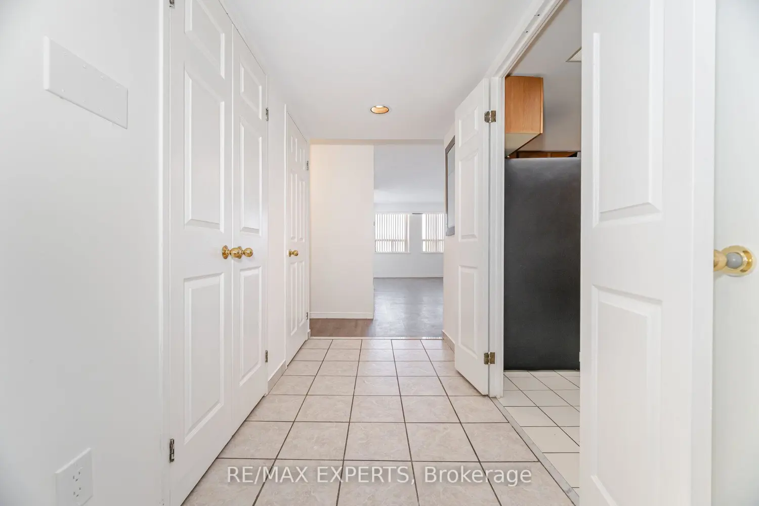 100 Arbors Lane 305 photo 5
