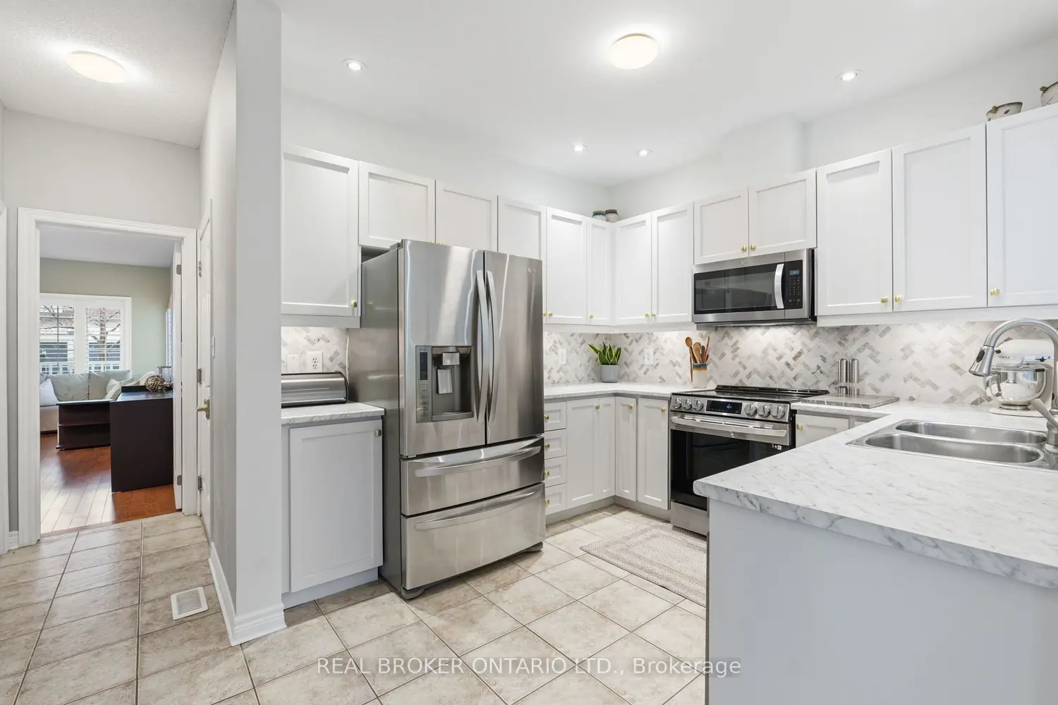 Additional image 13 of 4648 Kearse Street