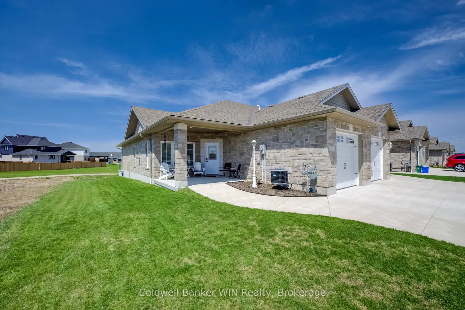 115 Broomer Crescent