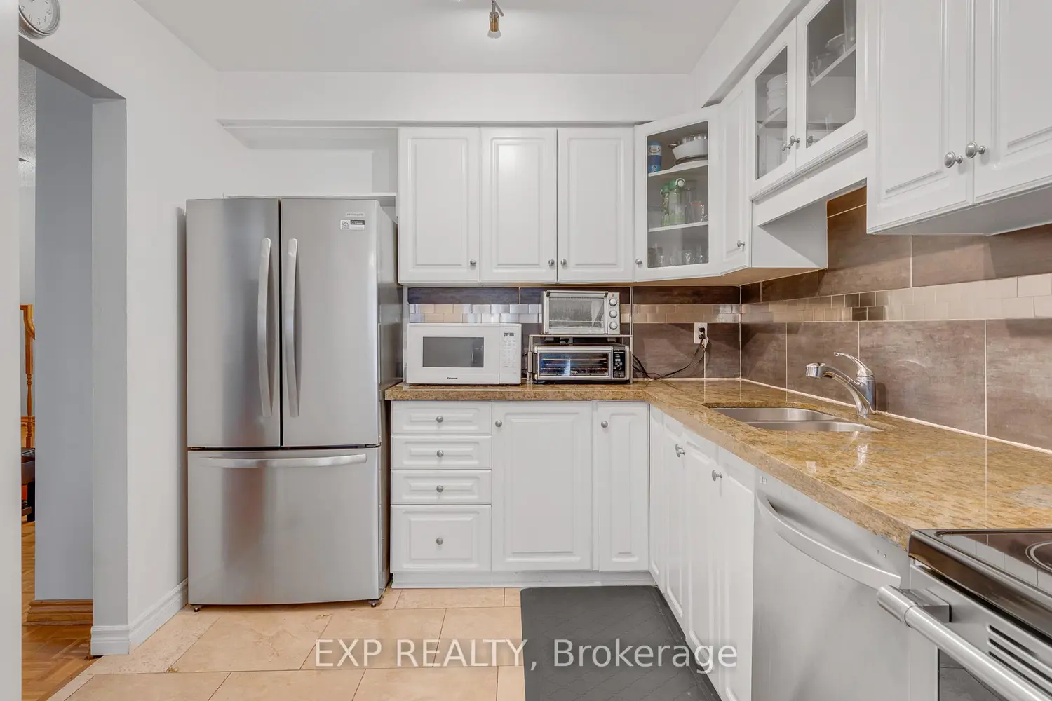Additional image 11 of 750 Burnhamthorpe Road 31