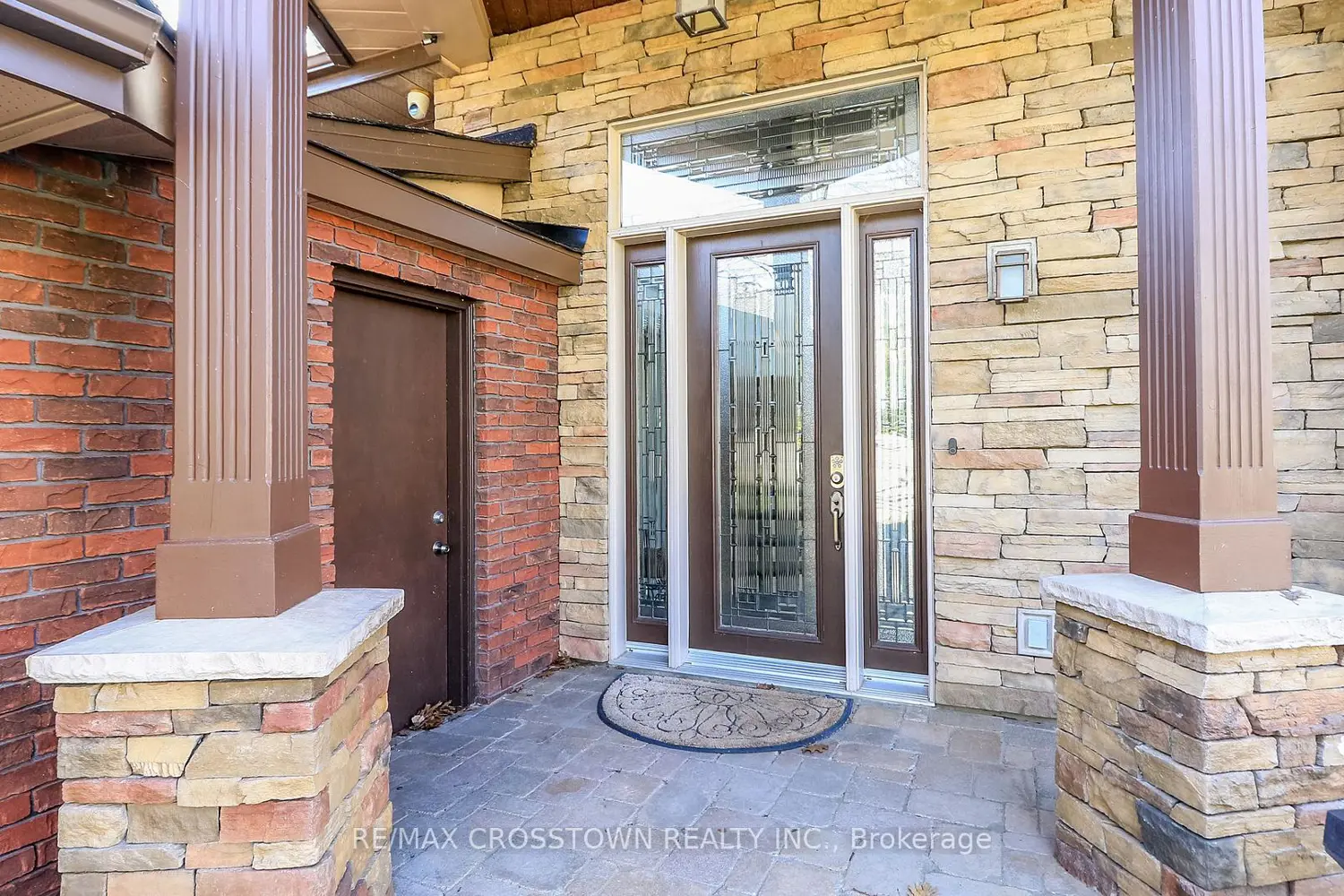 13 Georgina Drive photo 5