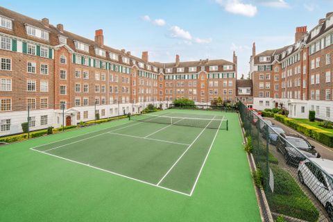 Richmond Hill Court, Richmond TW10