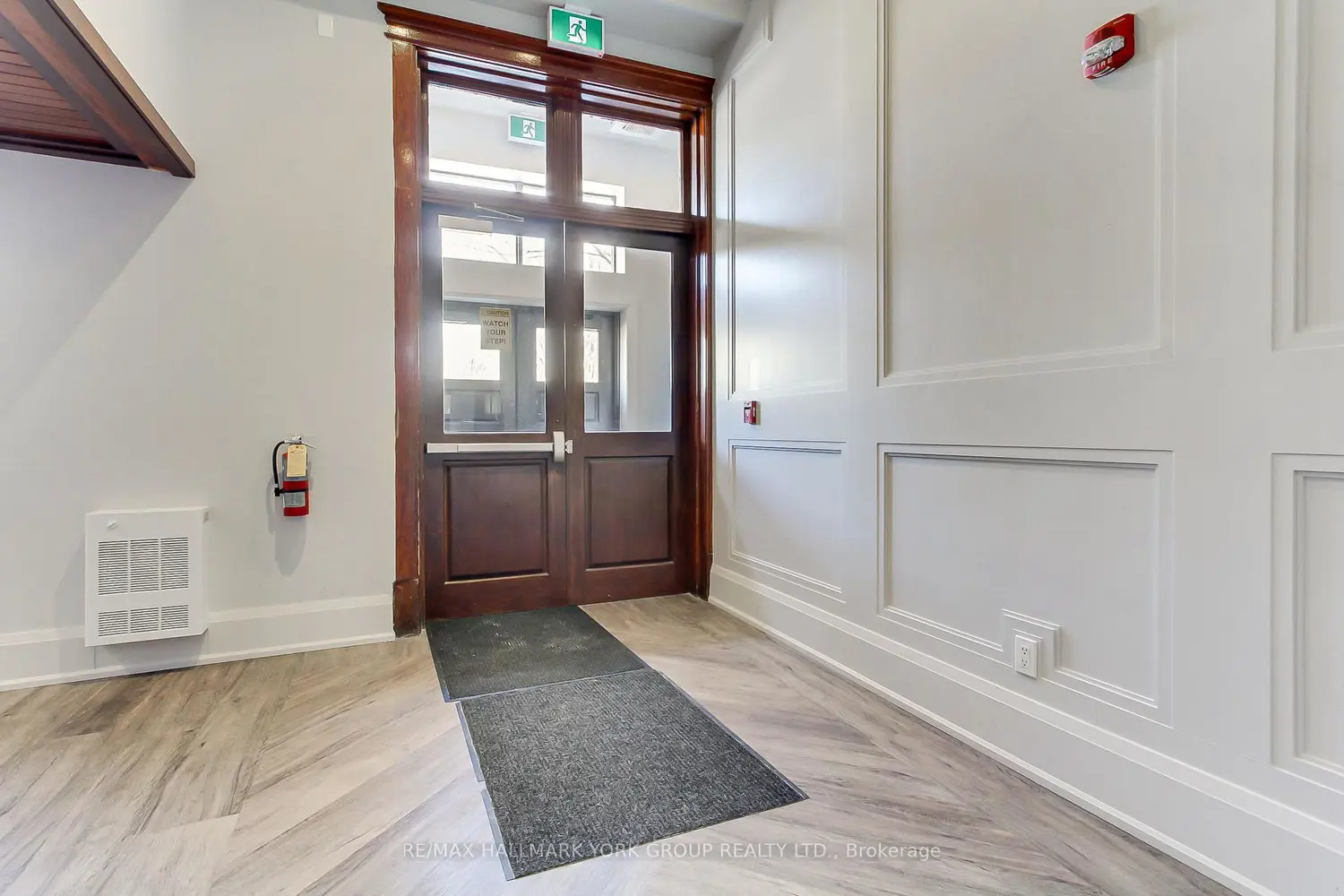Additional image 4 of 400 Park Avenue 203