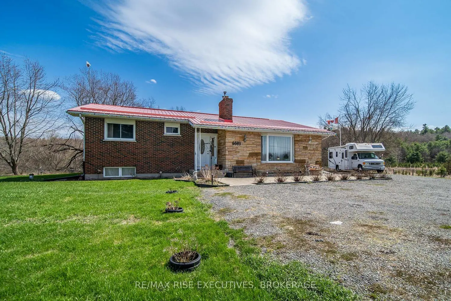 6583 Highway 15