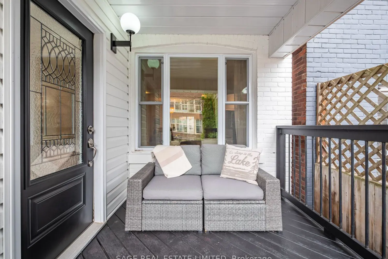 97 Bowmore Road