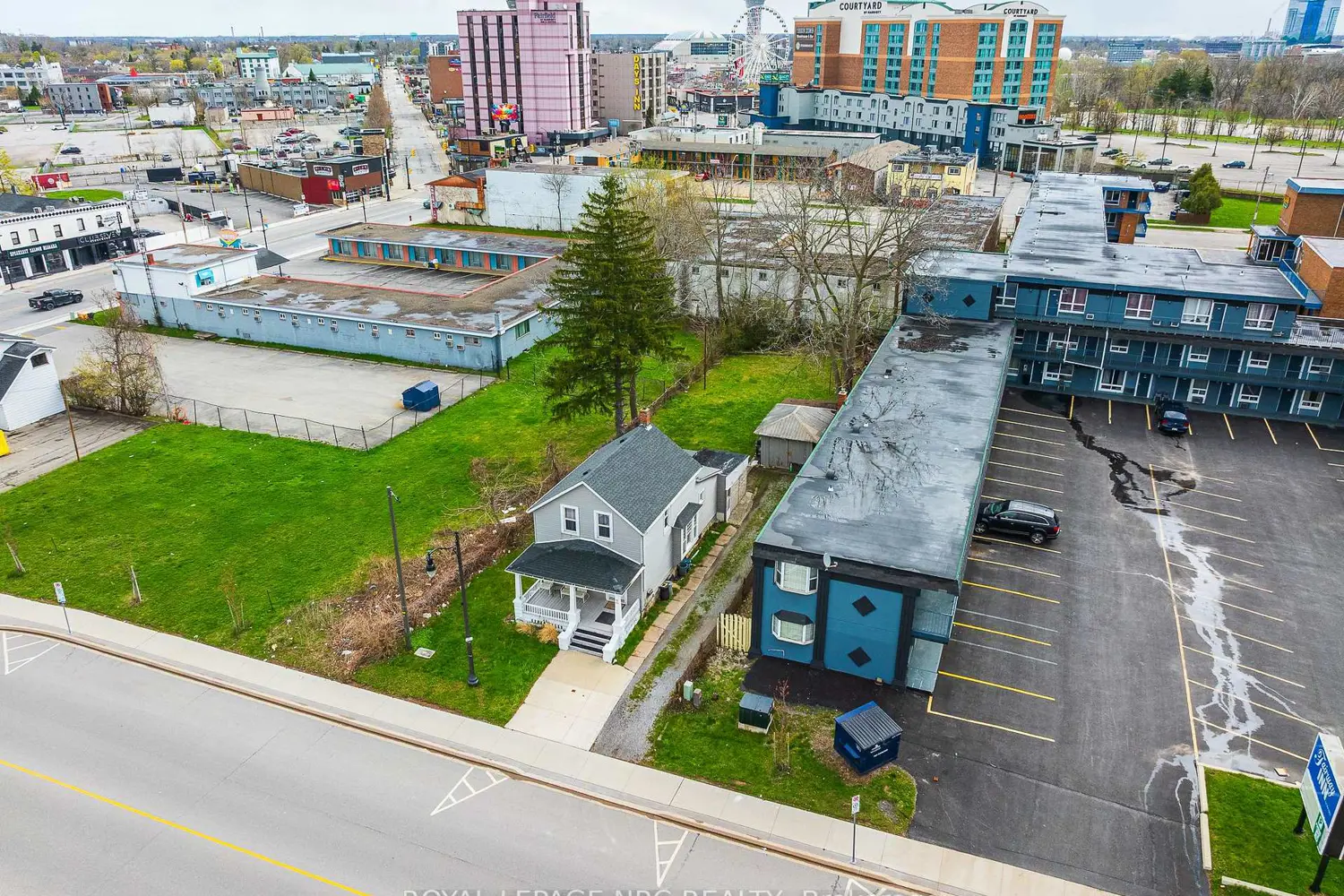 Additional image 3 of 5930 Fallsview Boulevard