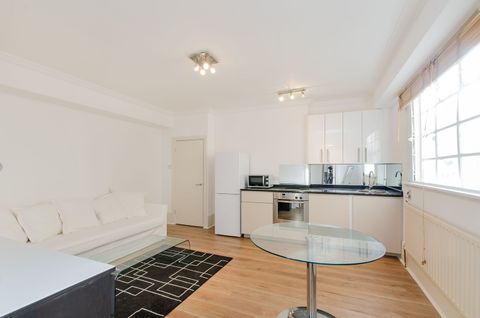 Sloane Avenue Mansions, Chelsea, London SW3