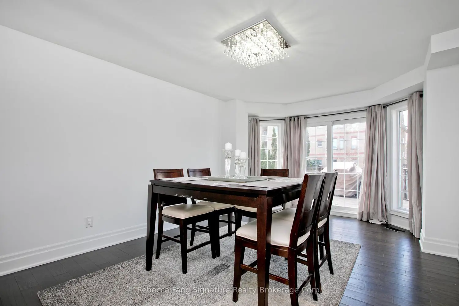 76 Oakdale Road photo 4