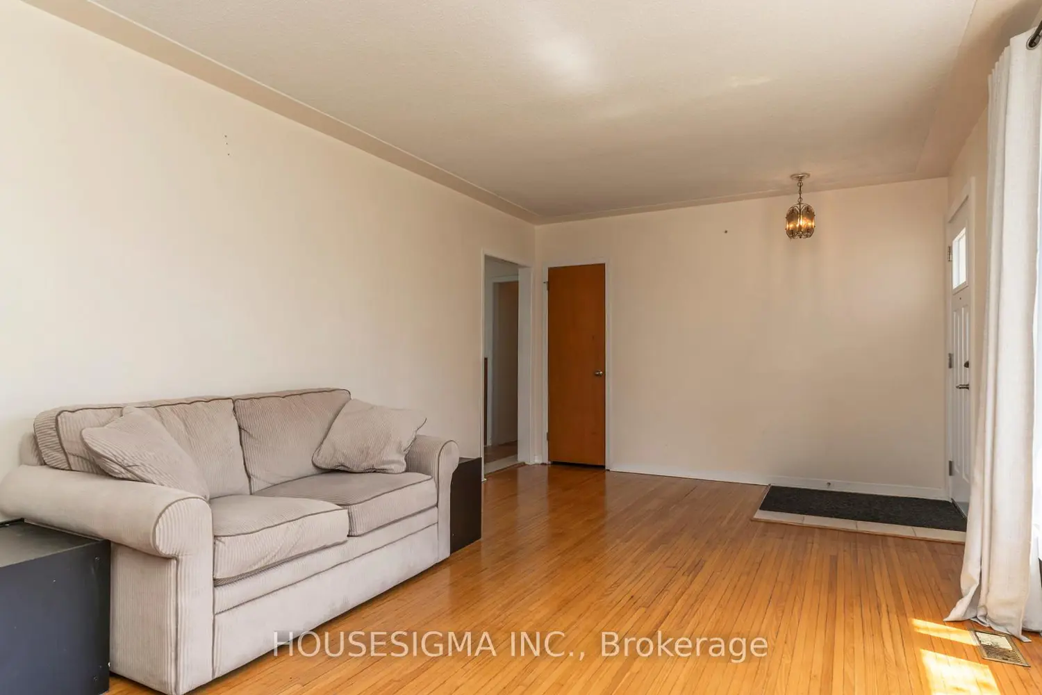 Additional image 9 of 286 Burlington Crescent