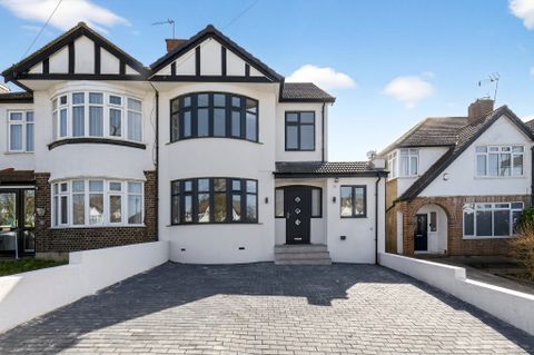 Beresford Avenue, Surbiton KT5