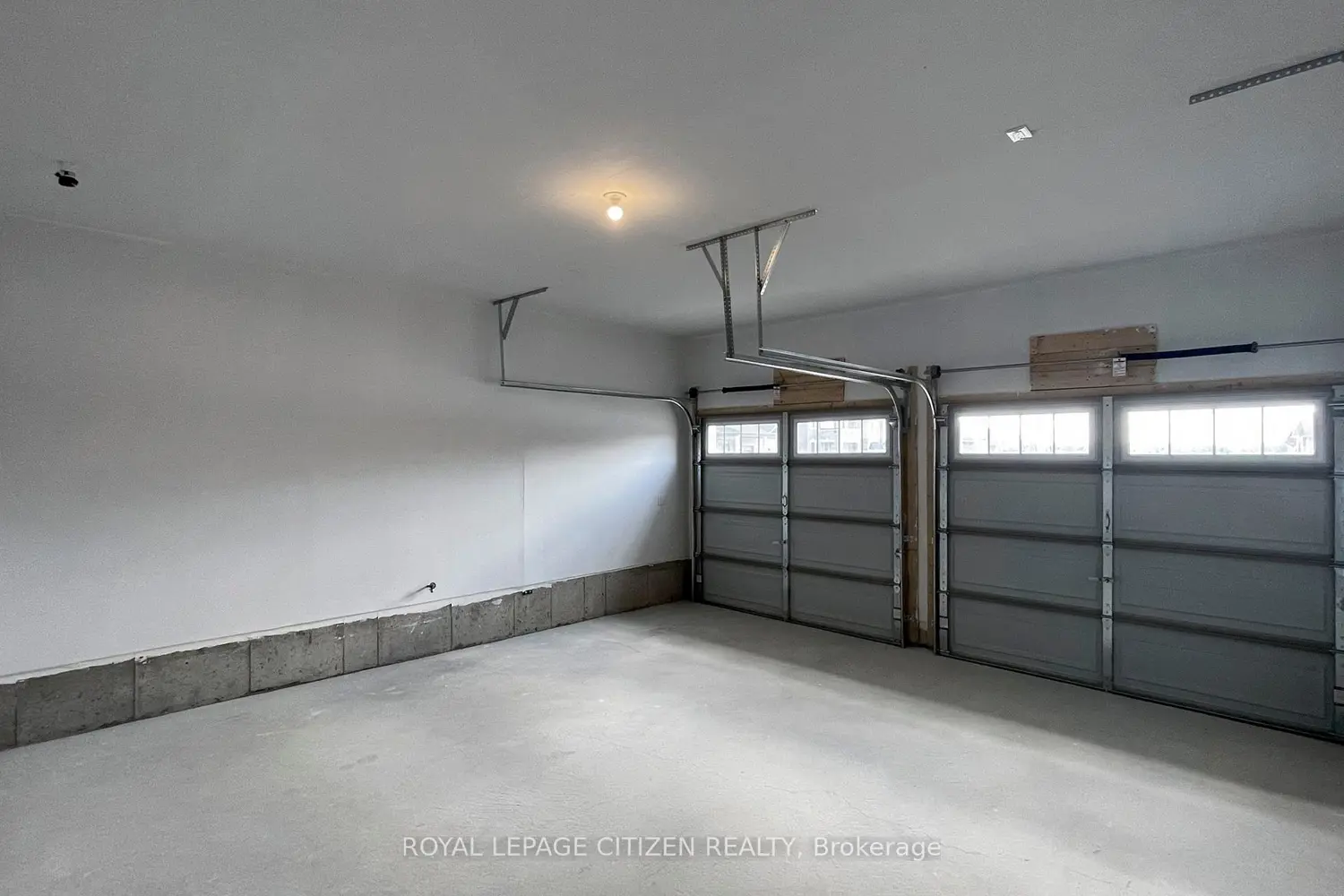 Additional image 17 of 87 Lawrence D. Pridham Avenue