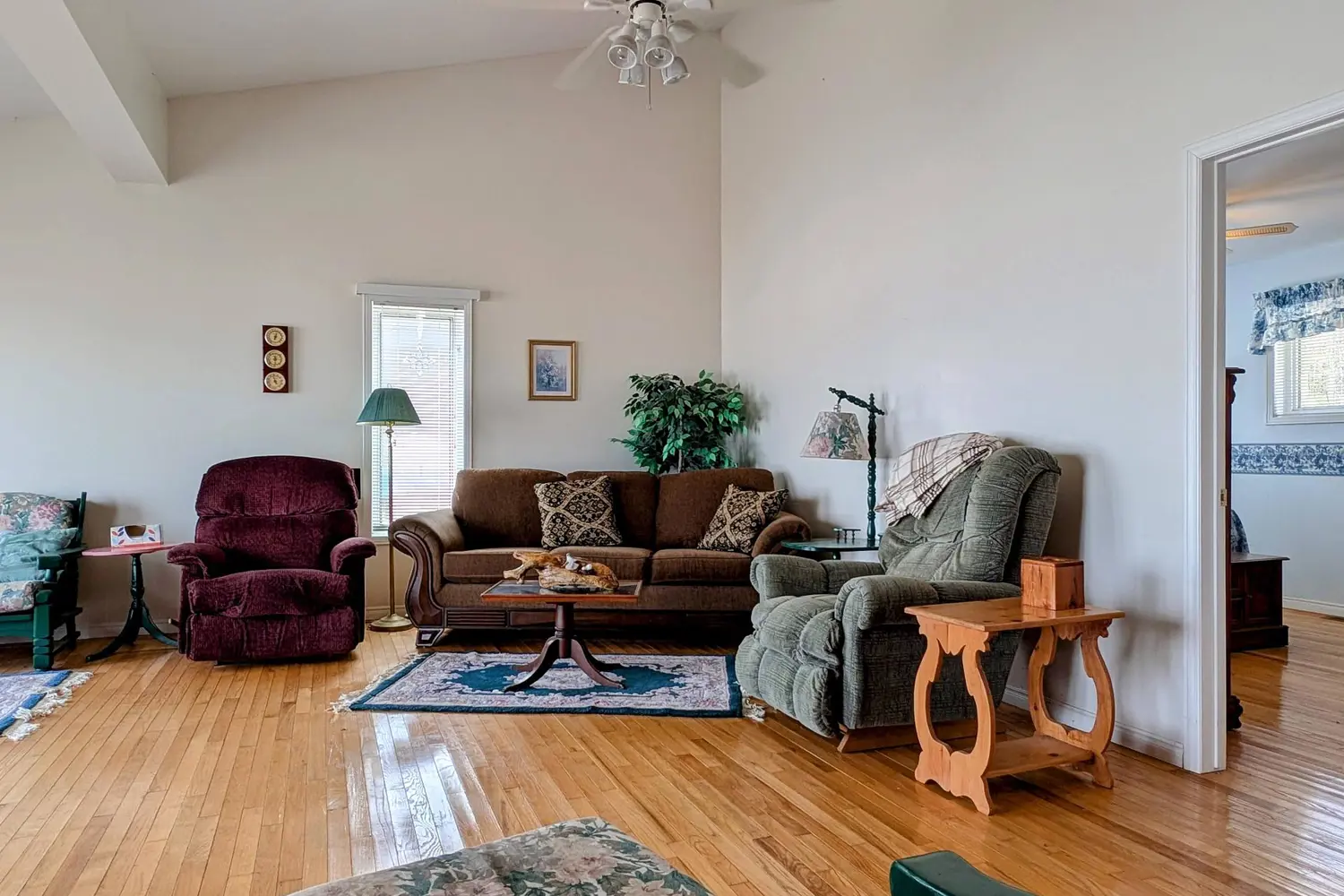 Additional image 6 of 501182 Berry Road