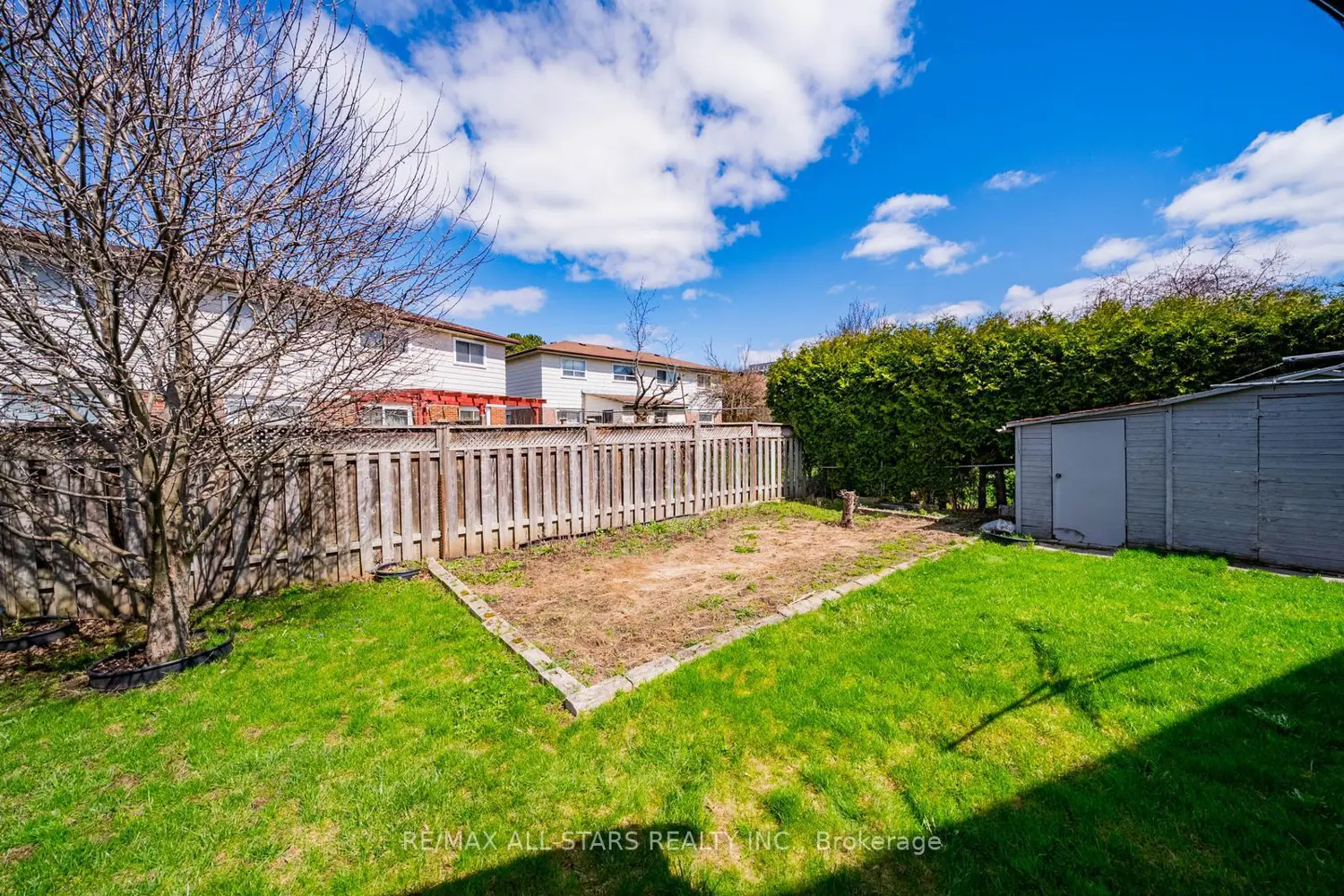 Additional image 18 of 57 Gloxinia Crescent