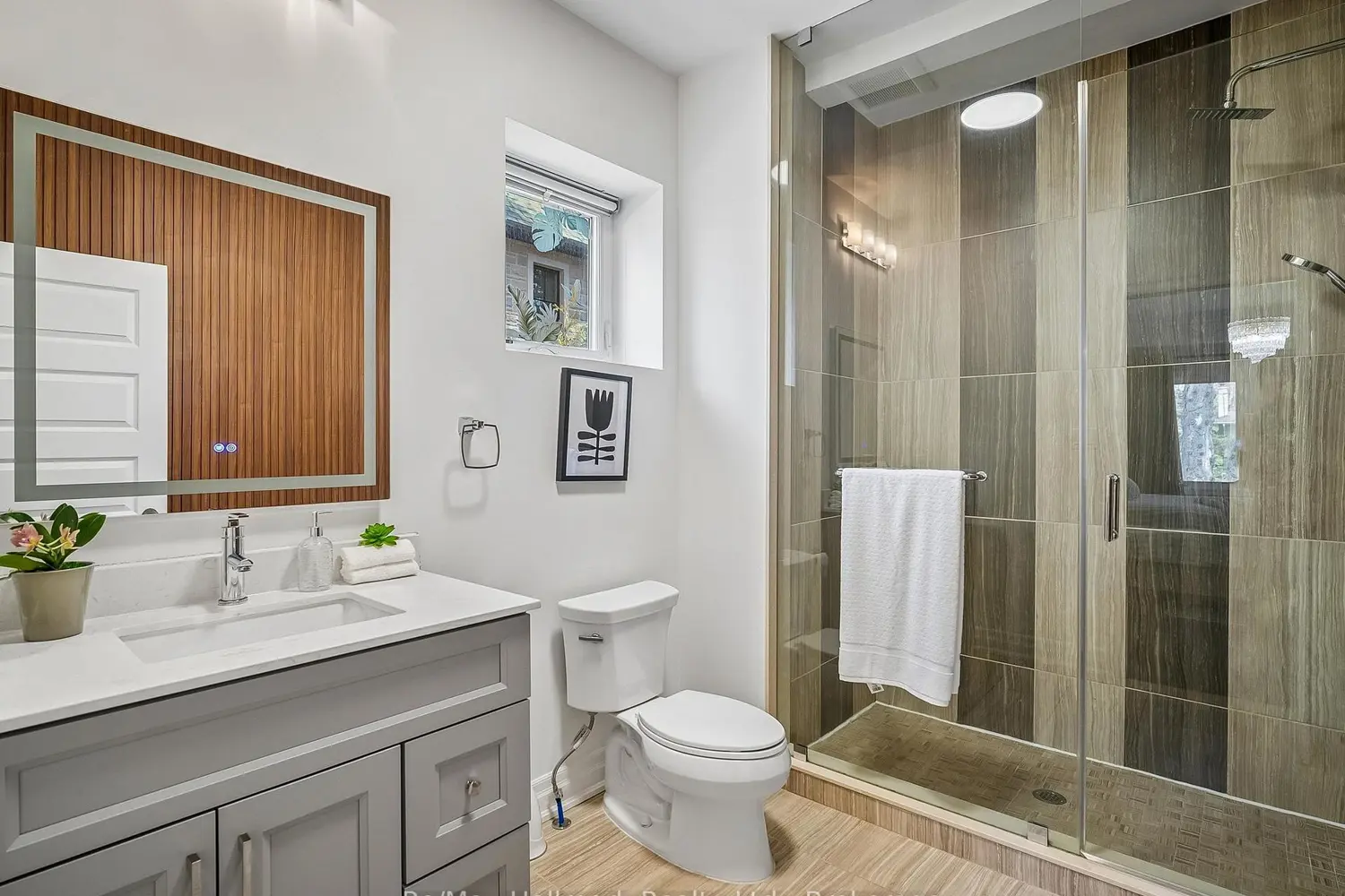 Additional image 9 of 1508 Oakhill Drive