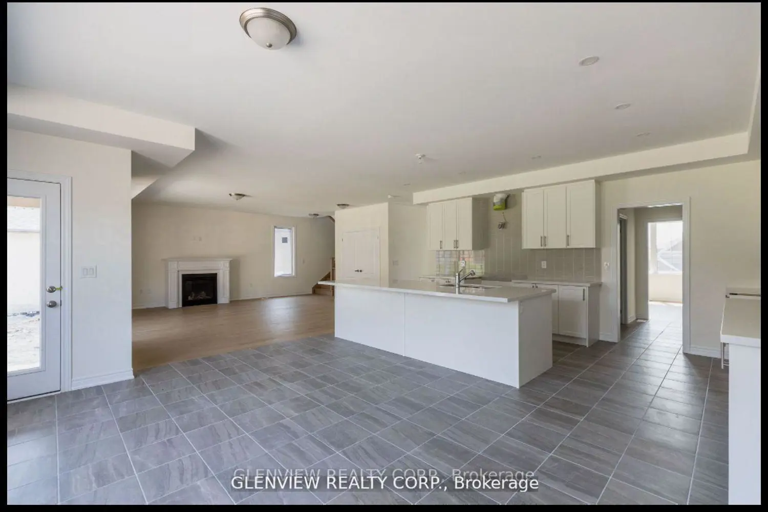 Additional image 6 of 3033 Sierra Drive