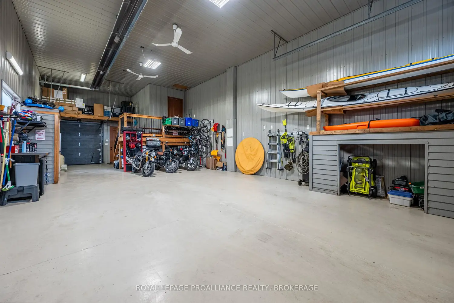 Additional image 12 of 977 Woodbine Road