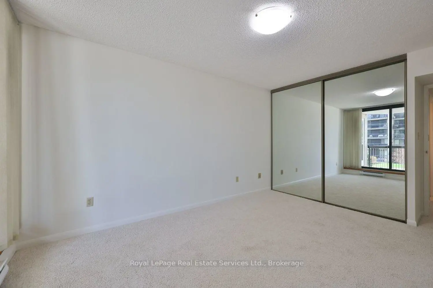 Additional image 10 of 2180 Marine Drive 208