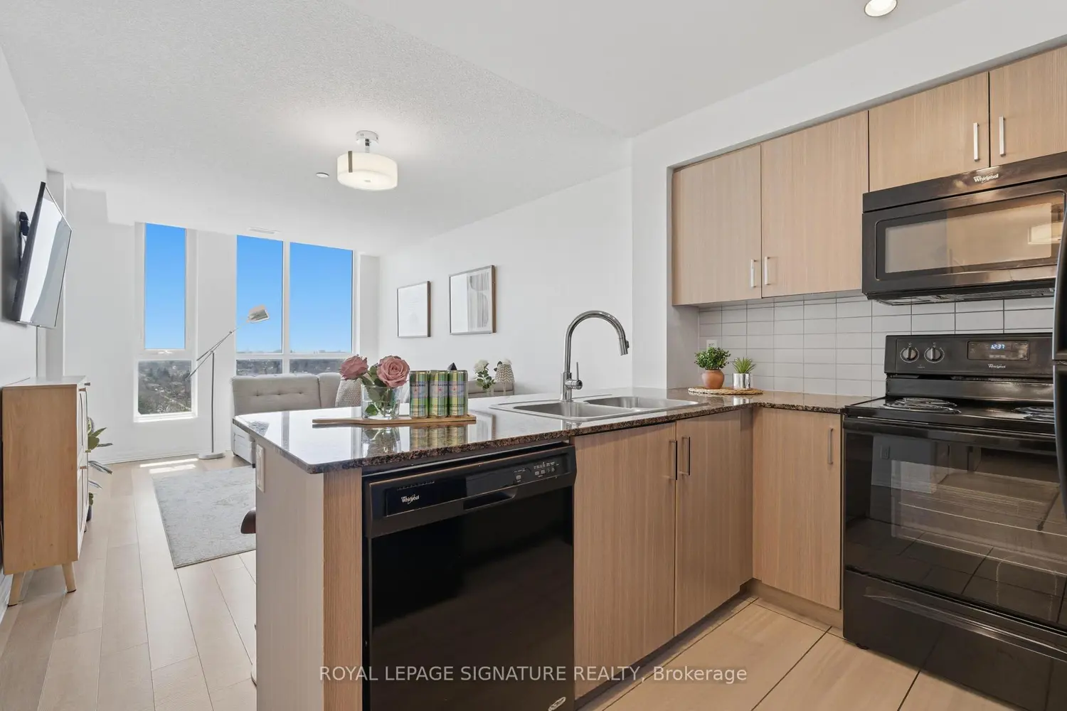 Additional image 5 of 80 Esther Lorrie Drive 1116