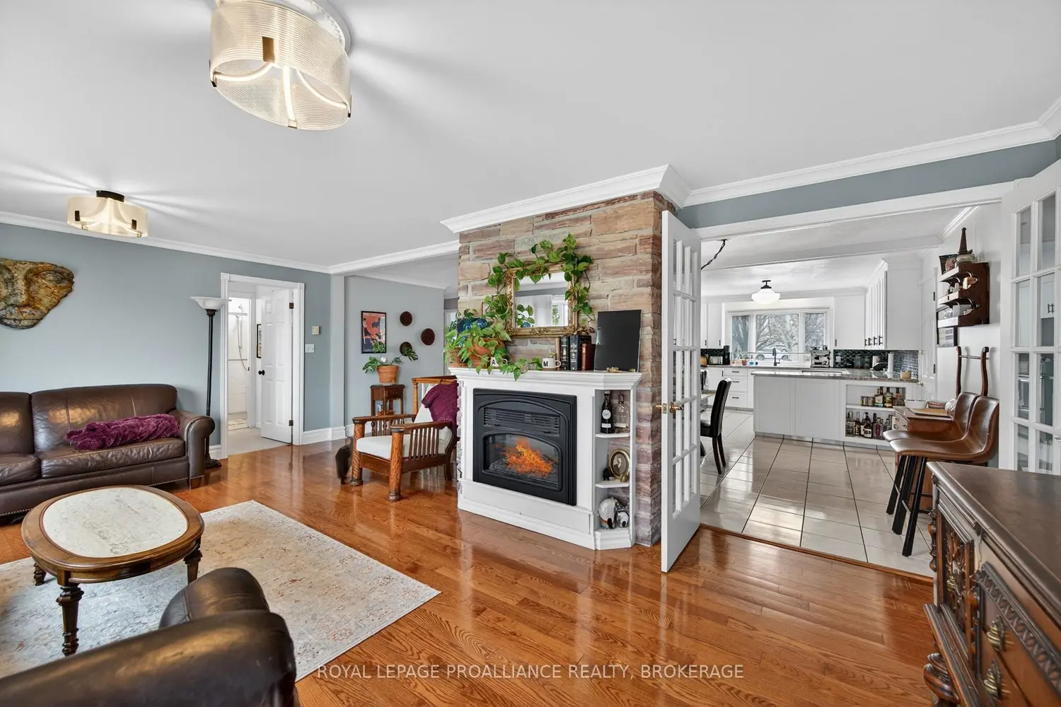 Additional image 3 of 727 Aylmer Crescent