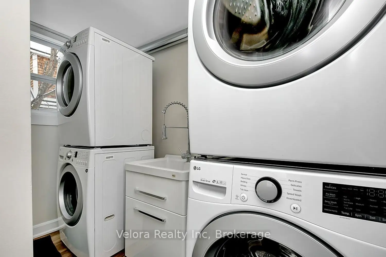 Additional image 8 of 301 Zephyr Avenue