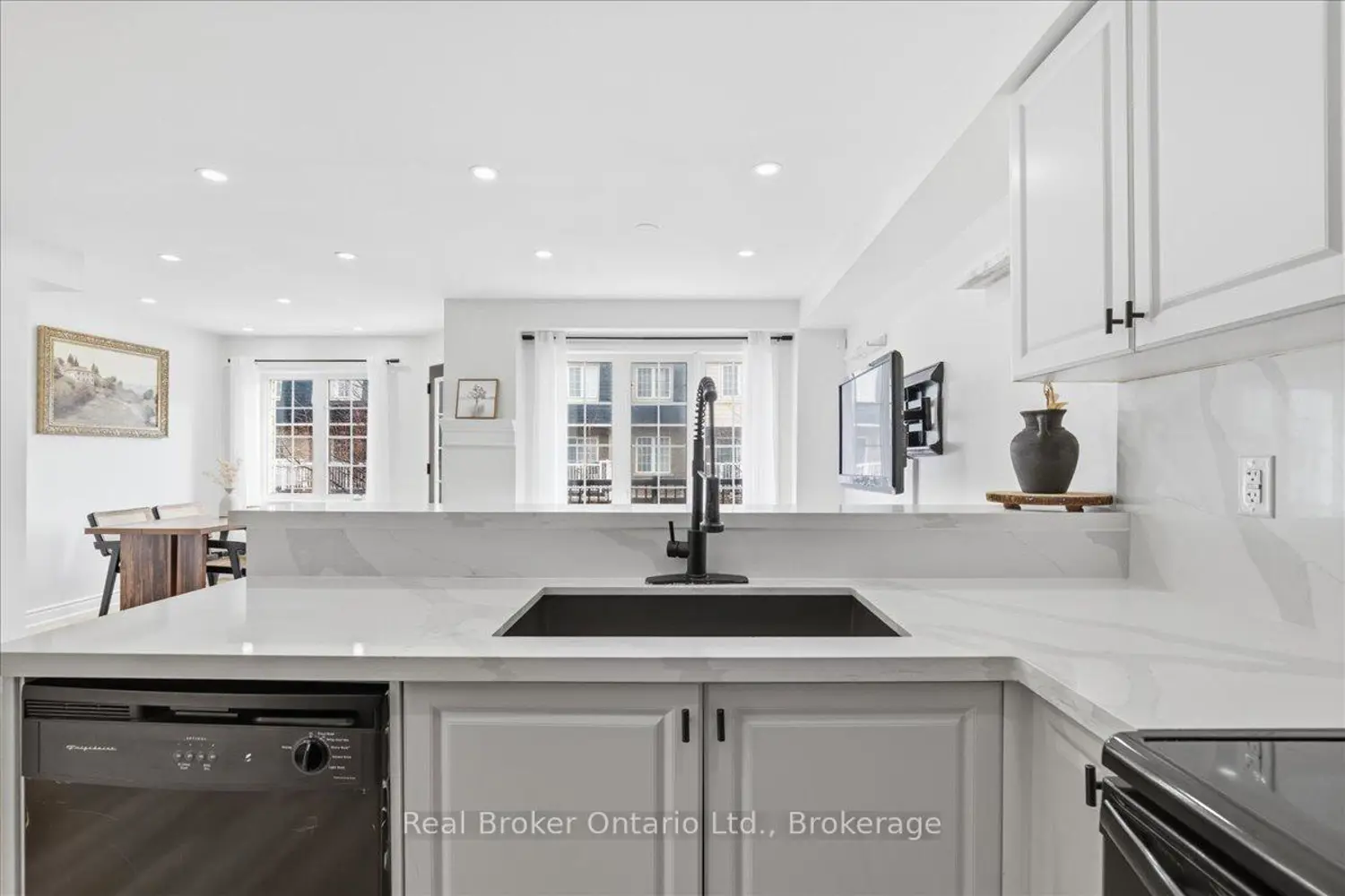Additional image 10 of 620 Ferguson Drive 105