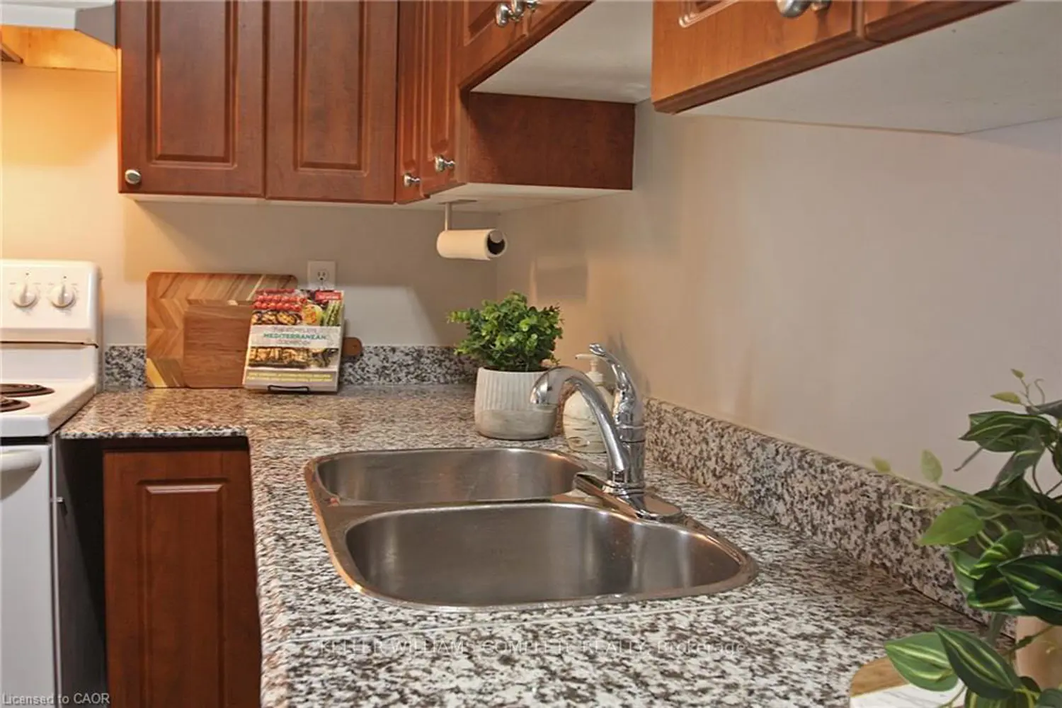 Additional image 8 of 135 James Street 309