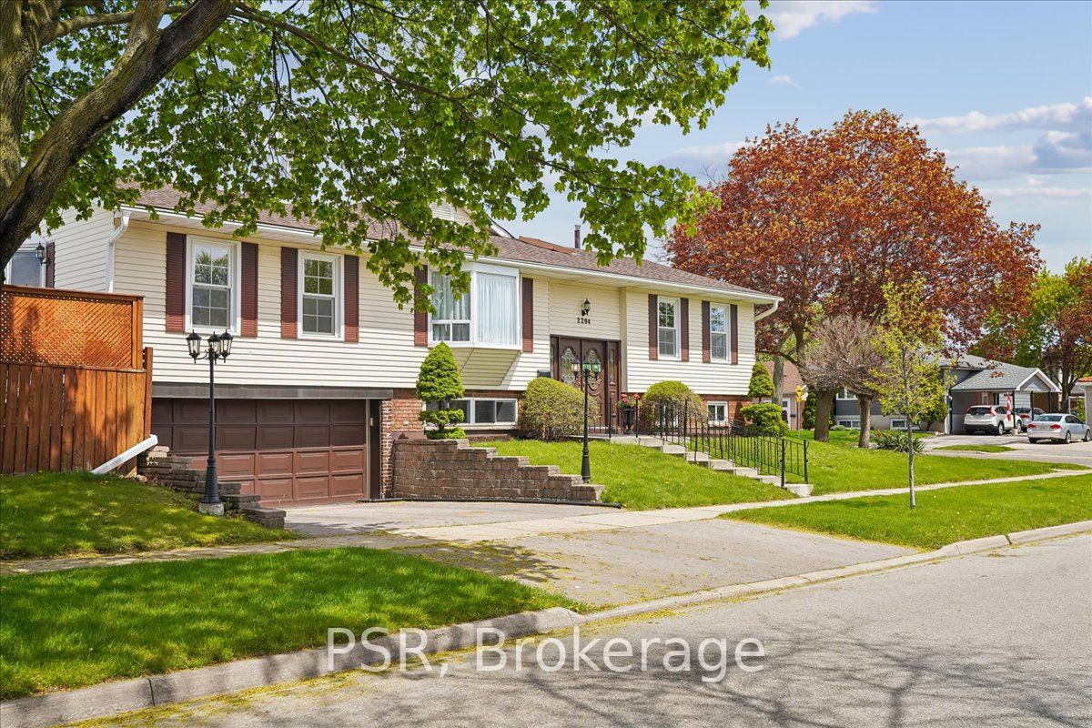 Additional image 2 of 2204 Cartier Crescent, Burlington, ON, L7P 2Z5