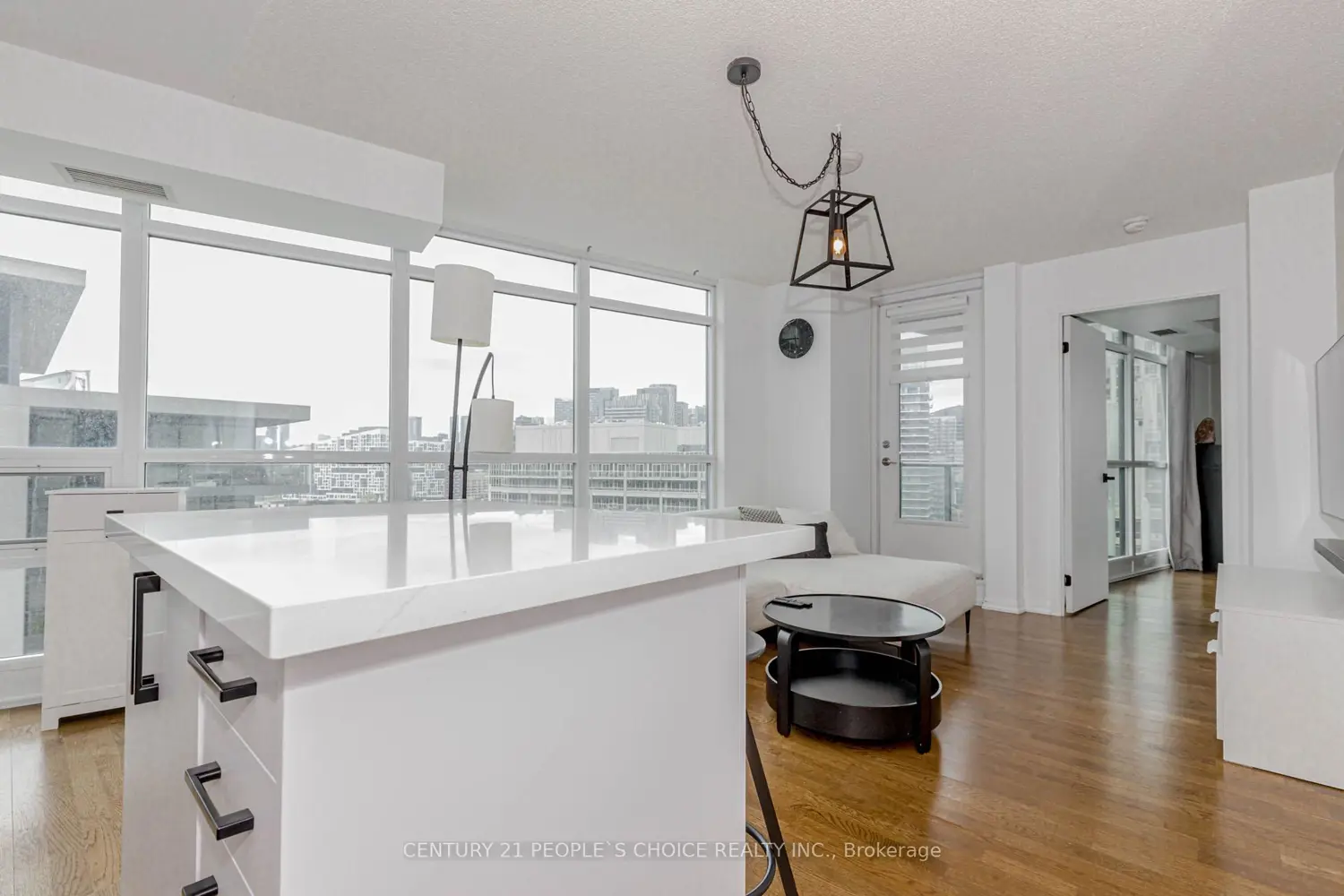 Additional image 8 of 215 Fort York Boulevard 1611