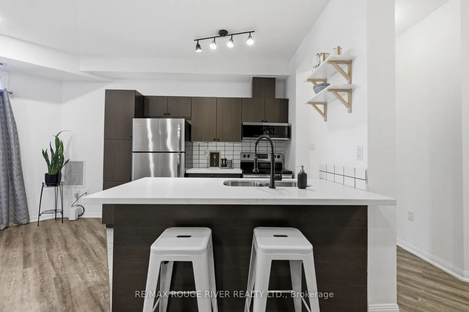 84 Aspen Springs Drive 106 photo 4