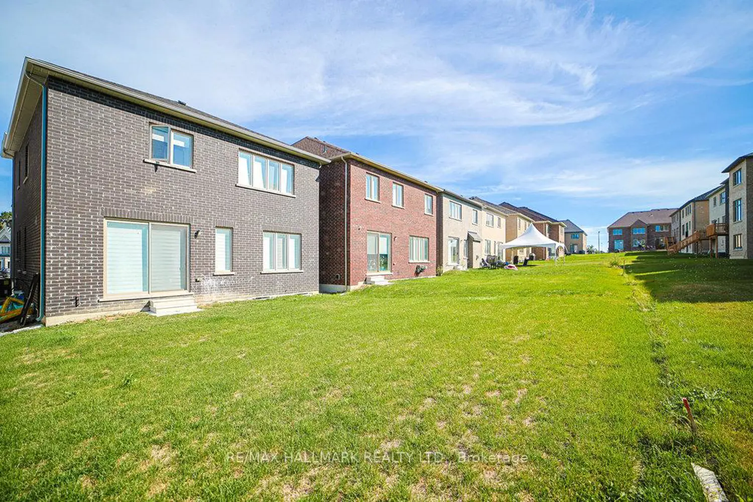 25 Kentledge Avenue photo 4