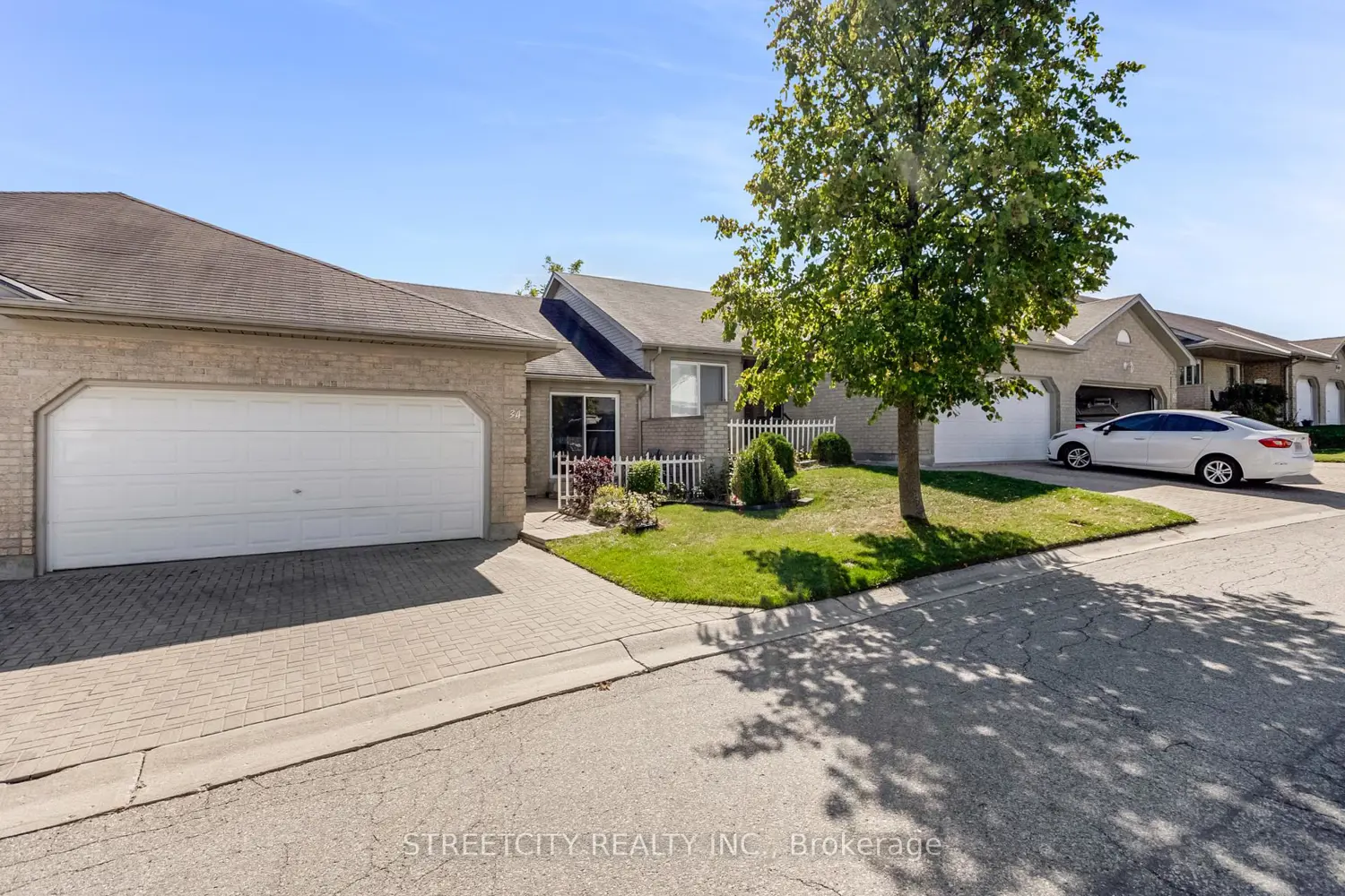 Additional image 19 of 861 Shelborne Street 34