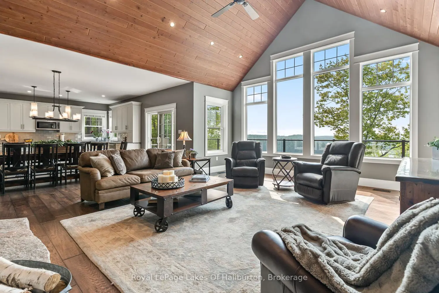 1143 Trillium Trail photo 4