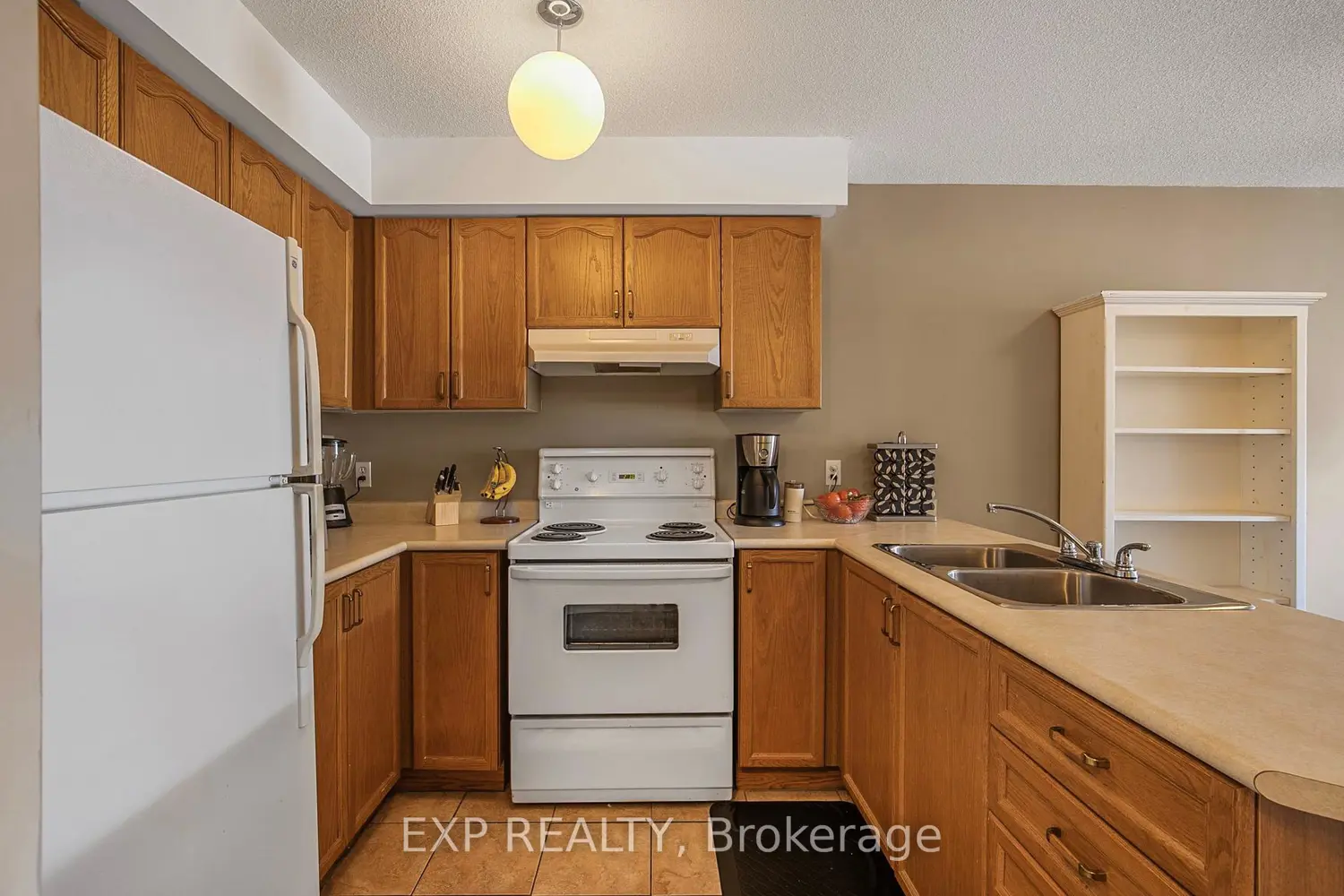 Additional image 7 of 107 Bond Street 303