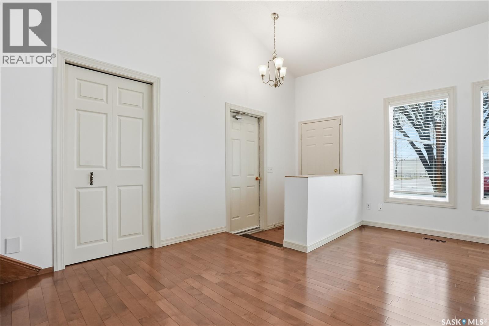314 Waterbury Road E, Saskatoon, SK, S7J4T9 photo 3